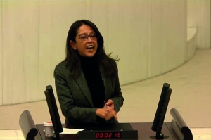 PKK’nın HDP’li Sözcüsü Oya Ersoy&#039;a!